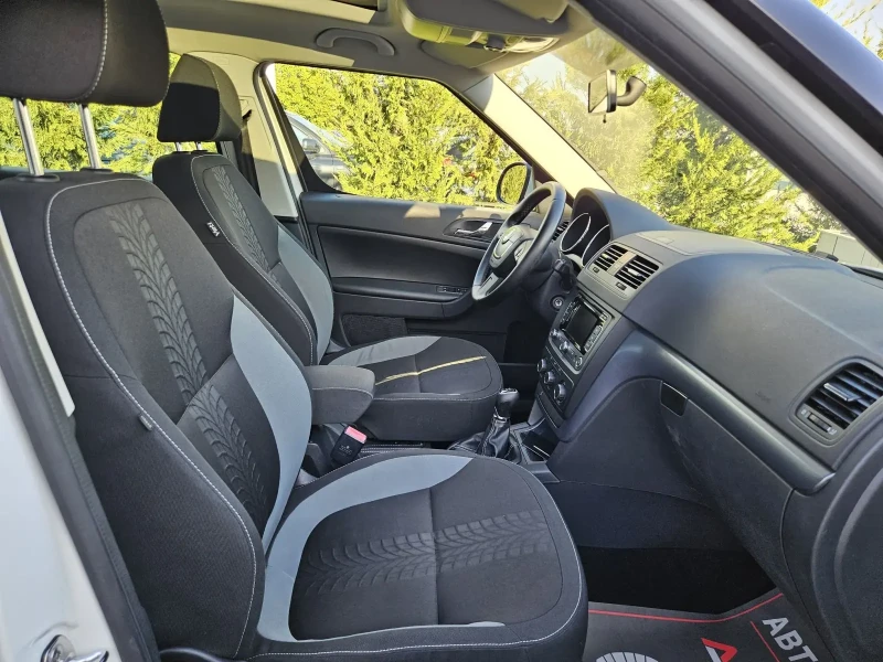 Skoda Yeti 2.0TDI-110кс= 4х4= 6СК= ADVENTURE= NAVI= ПАНОРАМА , снимка 15 - Автомобили и джипове - 51826386