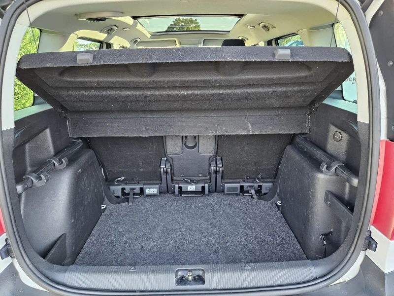 Skoda Yeti 2.0TDI-110кс= 4х4= 6СК= ADVENTURE= NAVI= ПАНОРАМА , снимка 10 - Автомобили и джипове - 51826386