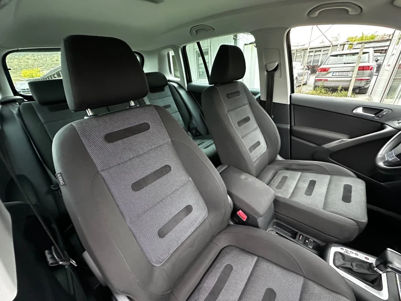 VW Tiguan 2.0TDI 140к.с 4x4 DSG, снимка 8 - Автомобили и джипове - 52092169
