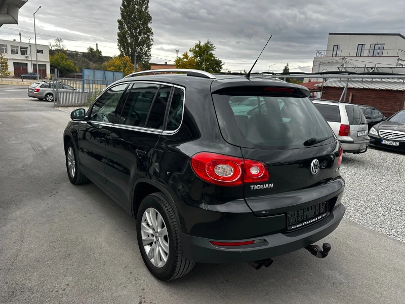 VW Tiguan 2.0TDI 140к.с 4x4 DSG, снимка 3 - Автомобили и джипове - 52092169