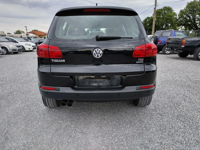 VW Tiguan 2.0TDI-110к.с., снимка 4 - Автомобили и джипове - 52462113