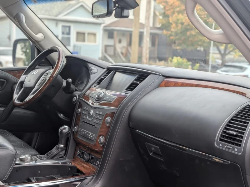 Infiniti QX80 ПАМЕТ* КАМЕРА* BOSE* DISTRONIC, снимка 6 - Автомобили и джипове - 52474280