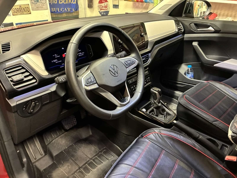VW T-Cross Фейслифт, снимка 5 - Автомобили и джипове - 52892826
