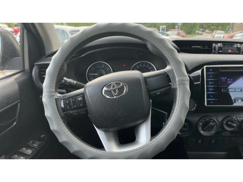 Toyota Hilux Comfort M/T | Mobile.bg � ����������� 12