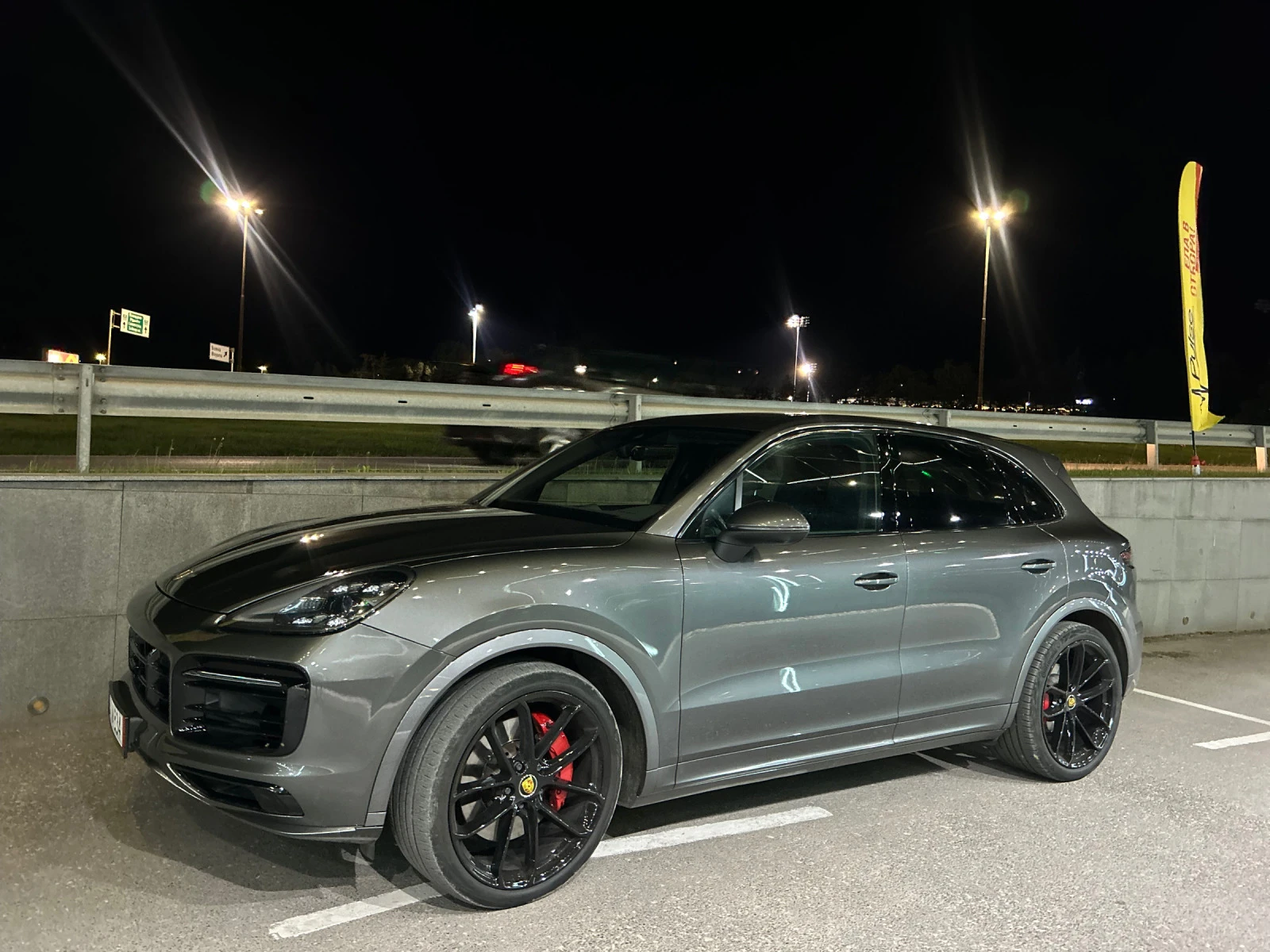 Porsche Cayenne Gts sport design full vacum panorama matrix lizing - изображение 2