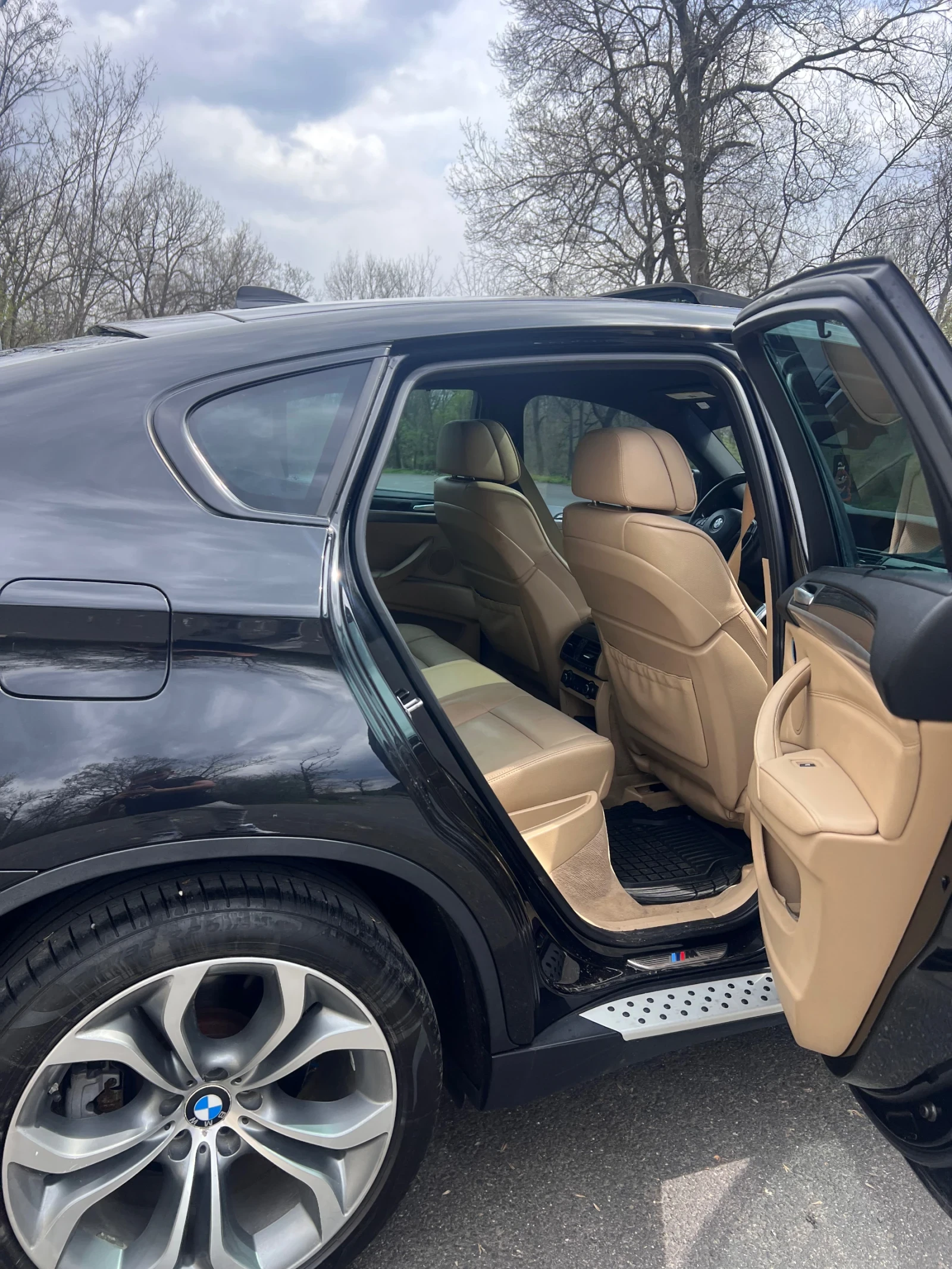 BMW X6 50i - изображение 9