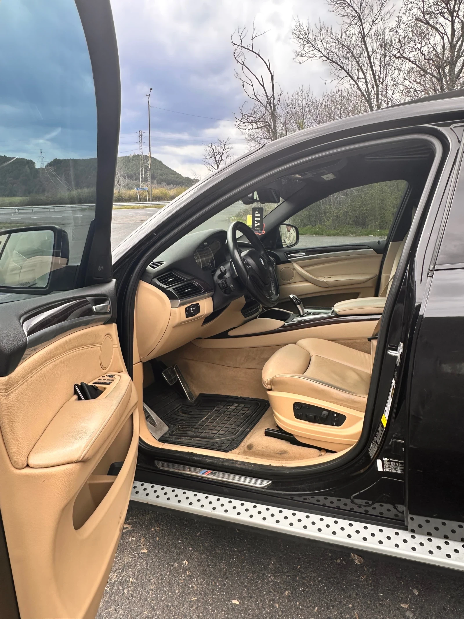 BMW X6 50i - изображение 8