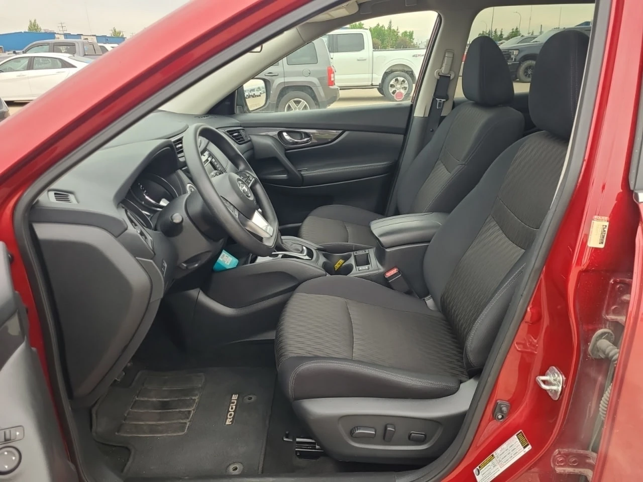 Nissan Rogue CARFAX* АВТОФИНАНСИРАНЕ* БЕЗ ПЪРВОНАЧАЛНА ВНОСКА*  - изображение 9