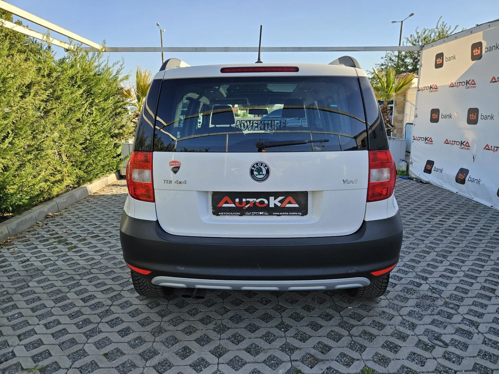 Skoda Yeti 2.0TDI-110кс= 4х4= 6СК= ADVENTURE= NAVI= ПАНОРАМА  - изображение 4