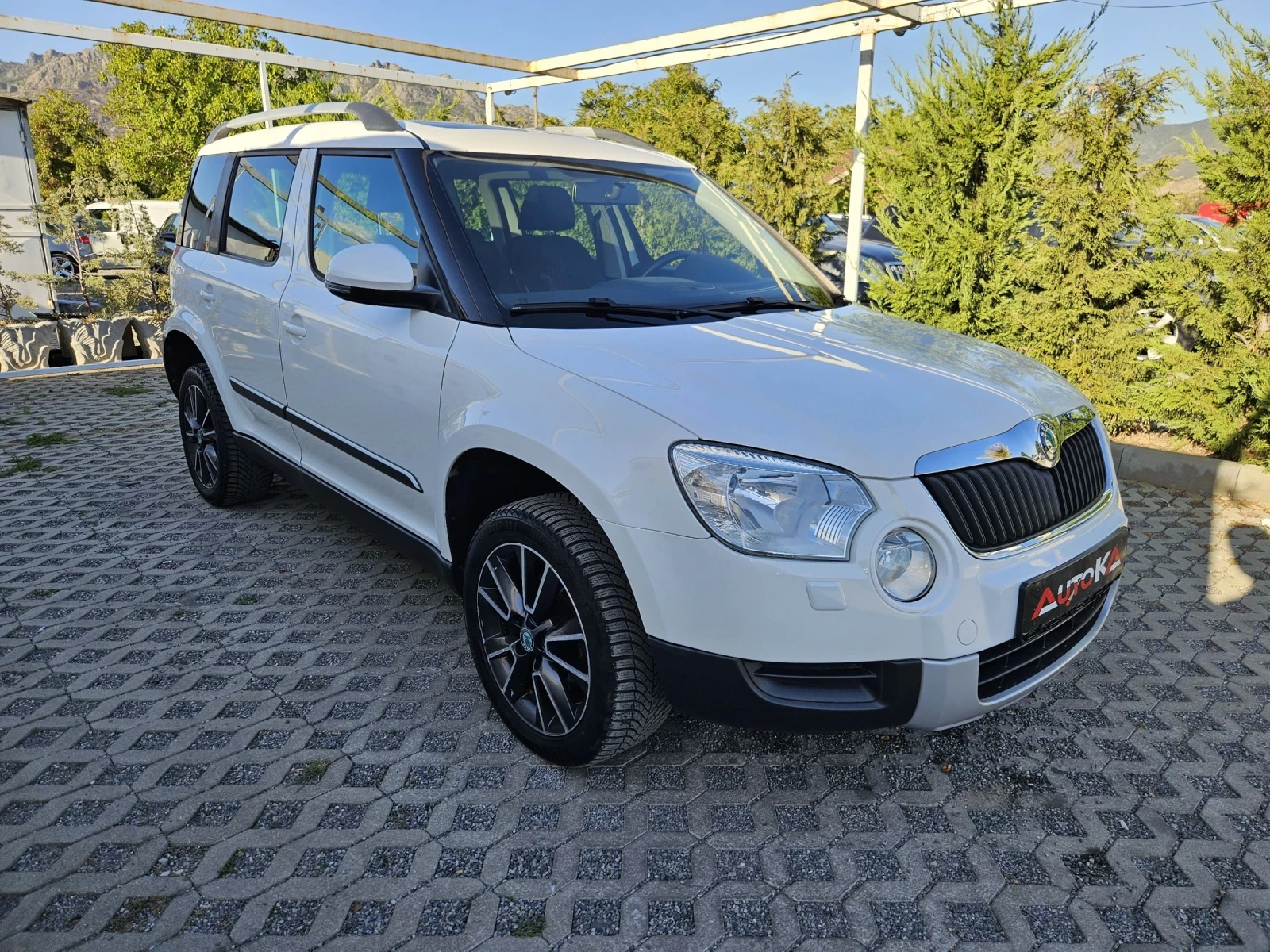 Skoda Yeti 2.0TDI-110кс= 4х4= 6СК= ADVENTURE= NAVI= ПАНОРАМА  - изображение 2