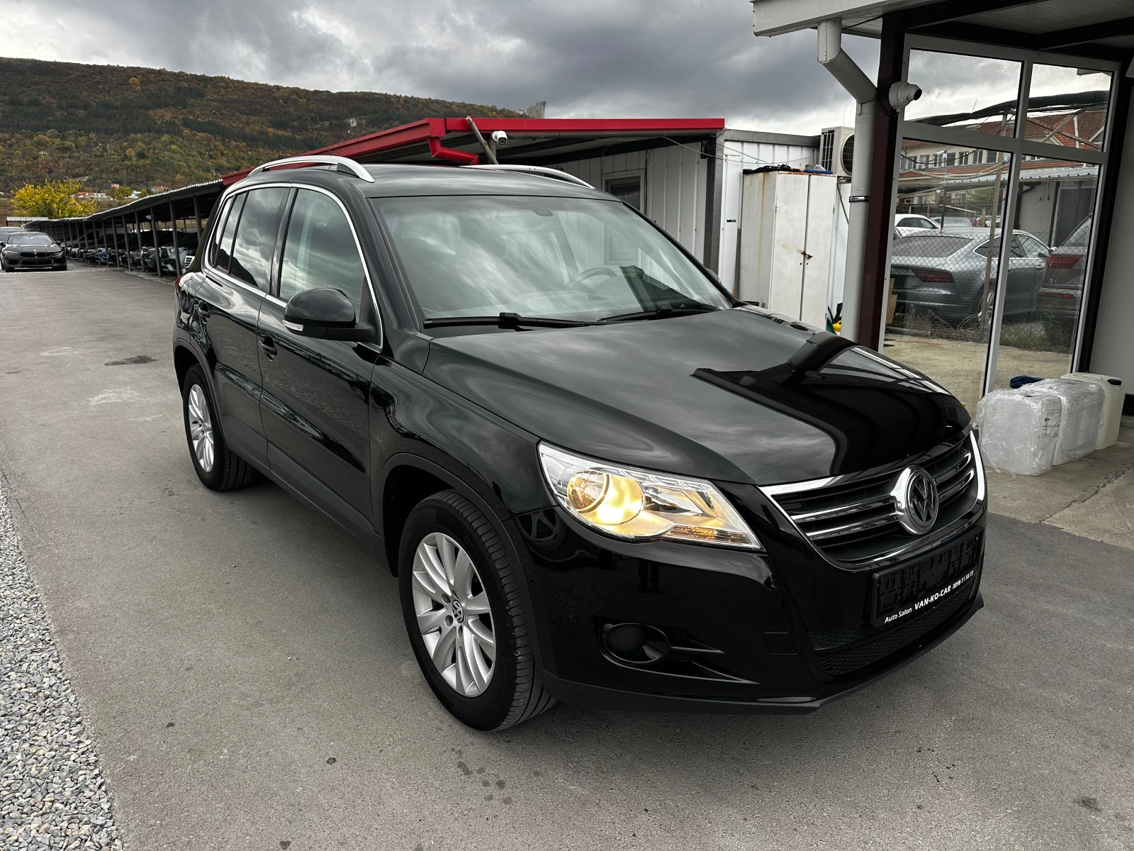 VW Tiguan 2.0TDI 140. 4x4 DSG | Mobile.bg   1