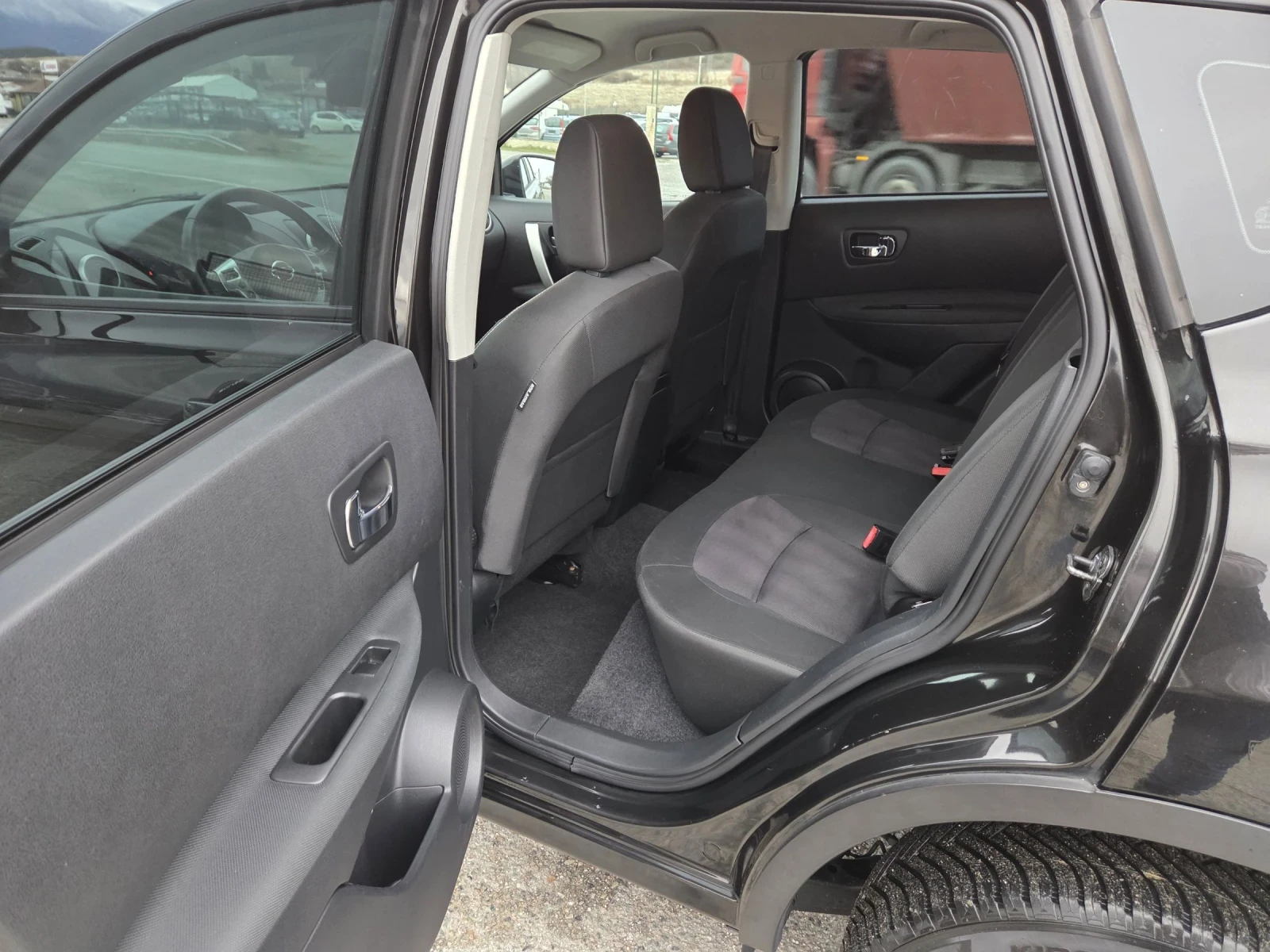 Nissan Qashqai ���������/ 140000��/ 1.6i | Mobile.bg � ����������� 12