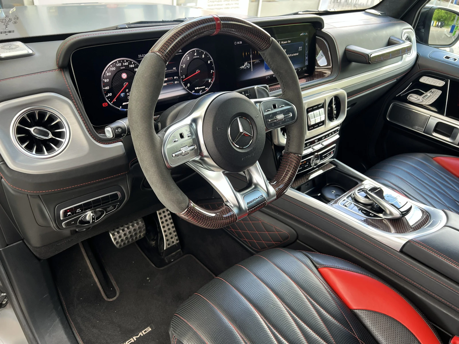 Mercedes-Benz G 63 AMG / EDITION 1 / DESIGNO MAGNO / 360 / PANO / BURM / , снимка 10 - Автомобили и джипове - 54633525