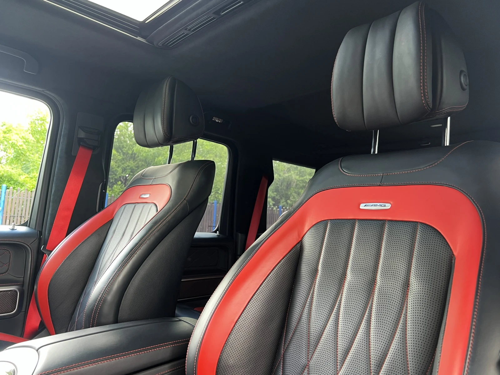 Mercedes-Benz G 63 AMG / EDITION 1 / DESIGNO MAGNO / 360 / PANO / BURM / , снимка 9 - Автомобили и джипове - 54633525