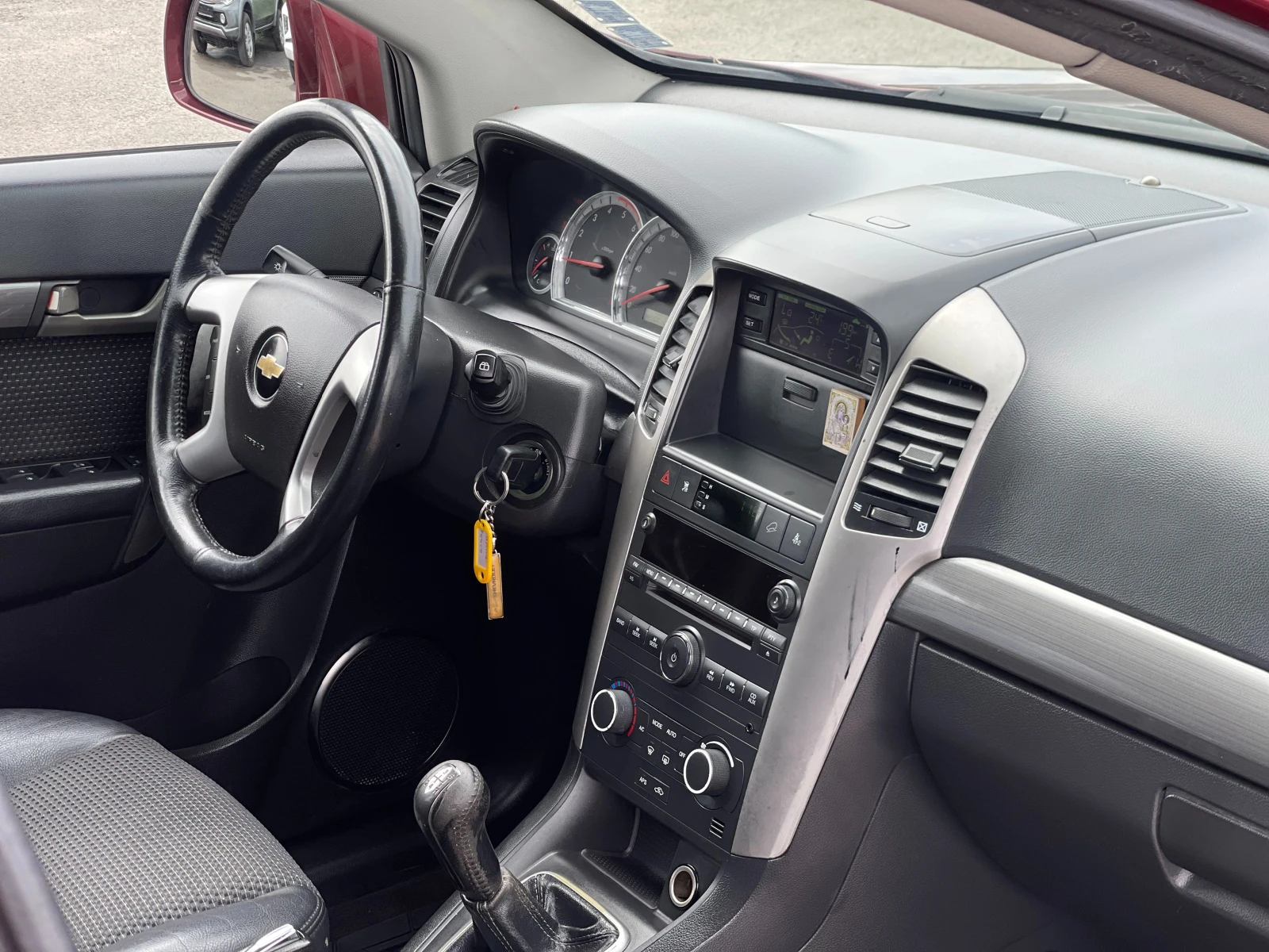 Chevrolet Captiva 2.0CDTi 4x4, снимка 10 - Автомобили и джипове - 54790530