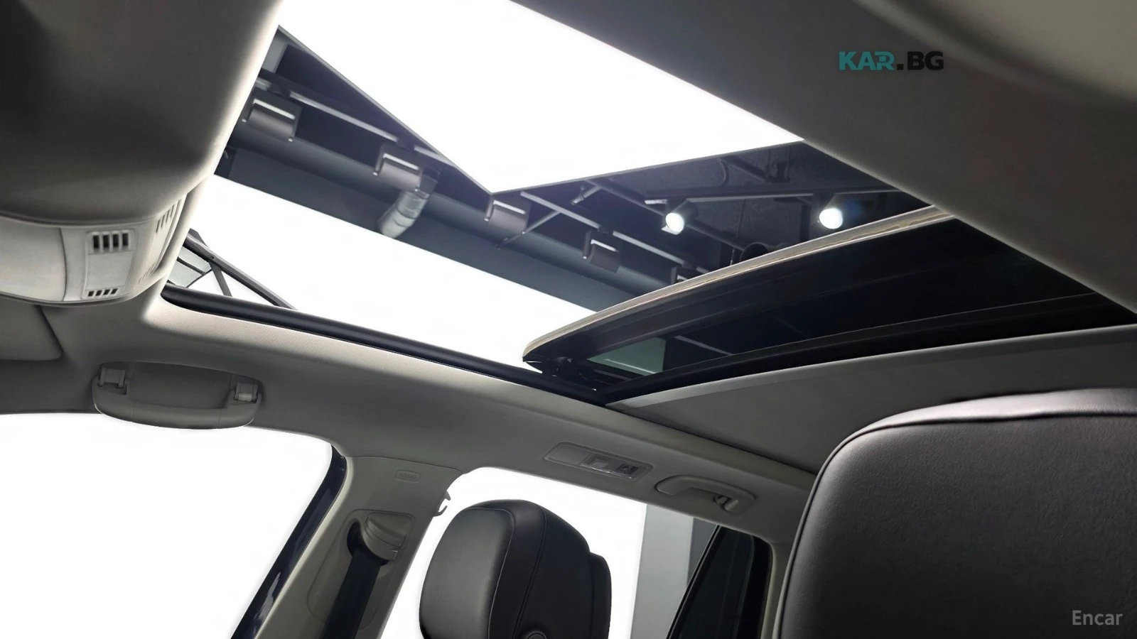 VW Tiguan 2.0TDI* 4MOTION* 360* PANO* ПОДГРЕВ* HUD* КОЖА* , снимка 17 - Автомобили и джипове - 55233112