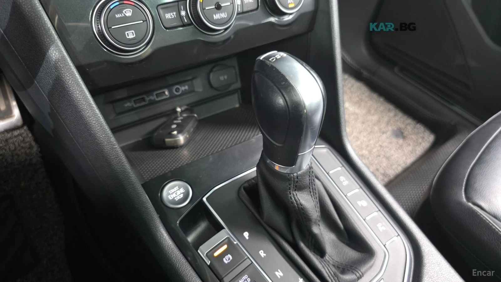 VW Tiguan 2.0TDI* 4MOTION* 360* PANO* ПОДГРЕВ* HUD* КОЖА* , снимка 8 - Автомобили и джипове - 55233112