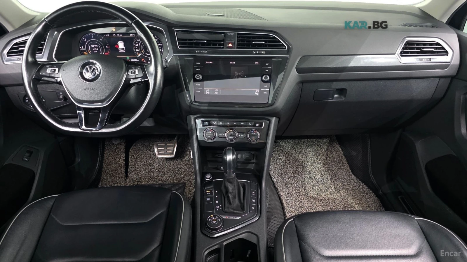 VW Tiguan 2.0TDI* 4MOTION* 360* PANO* ПОДГРЕВ* HUD* КОЖА* , снимка 6 - Автомобили и джипове - 55233112