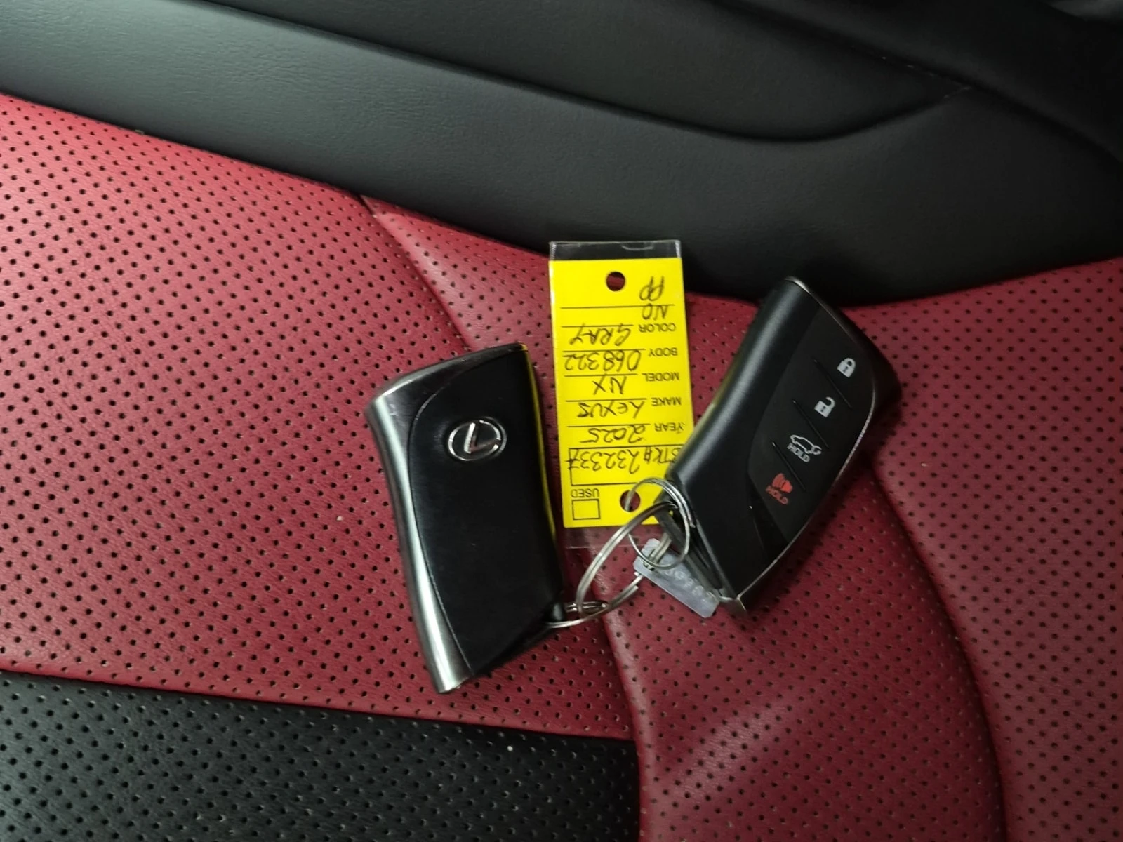 Lexus NX  350 2.4L F-SPORT / CARFAX / ОБДУХВАНЕ / АВТОКРЕДИ, снимка 8 - Автомобили и джипове - 56002119