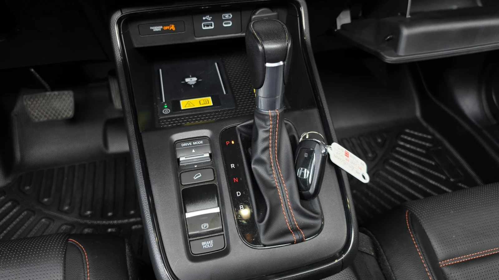 Honda Cr-v Hybrid Touring 2WD, снимка 8 - Автомобили и джипове - 56137114