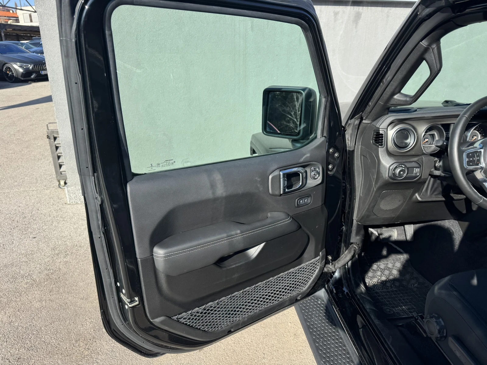 Jeep Wrangler SAHARA UNLIMITED 2.0T | Mobile.bg � ����������� 8