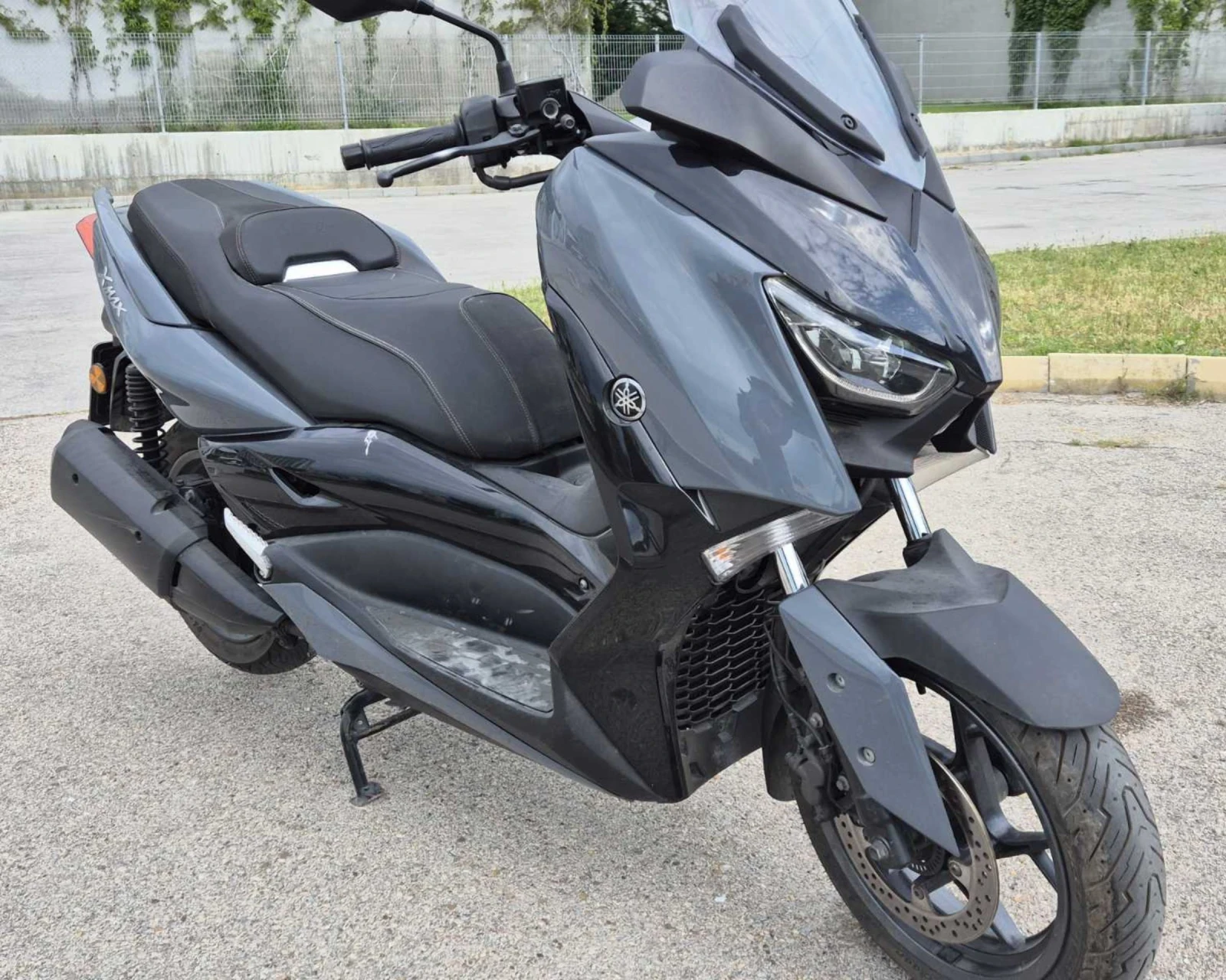 Yamaha X-max 400