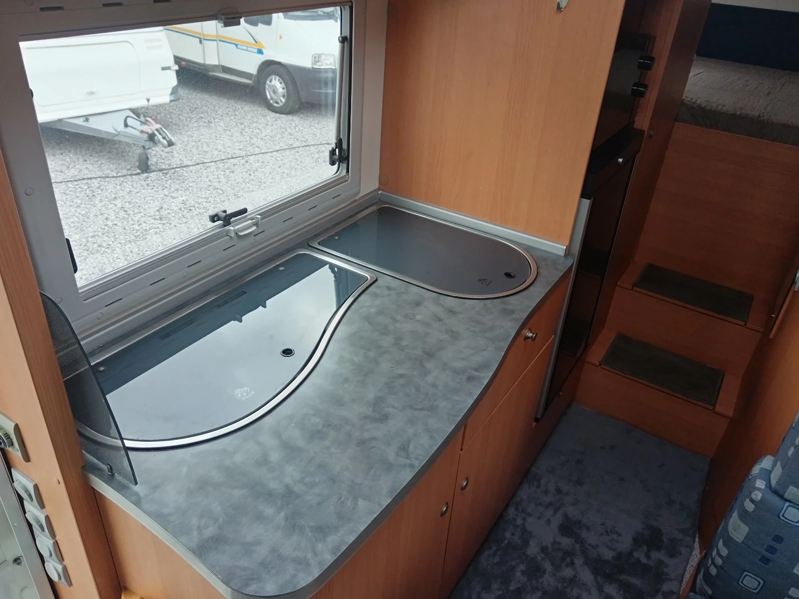 ������ Knaus SUN LINER  | Mobile.bg � ����������� 9