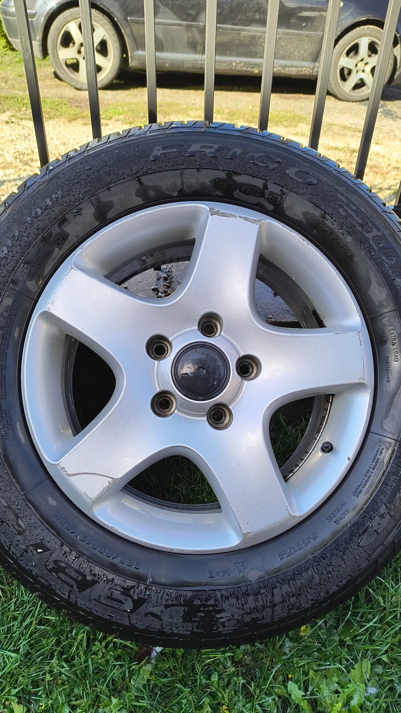    235/65R17  VW Touareg | Mobile.bg   2
