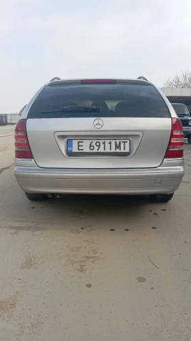Mercedes-Benz C 220, снимка 2