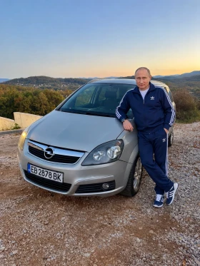 Opel Zafira 1.9 CDTi 120к.с., снимка 1