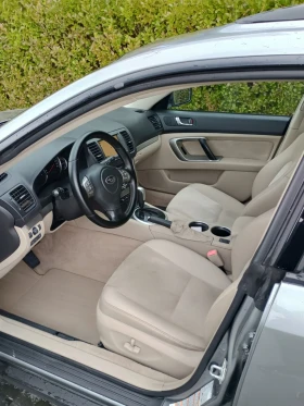 Subaru Outback УНИКАТ!!! DELUXE 2.5 AWD * NAVI* XENON* ПАНОРАМА  - 10800 лв. / 5521.95 € - 77753929 6