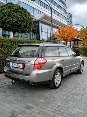 Subaru Outback УНИКАТ!!! DELUXE 2.5 AWD * NAVI* XENON* ПАНОРАМА  - 10800 лв. / 5521.95 € - 77753929 3