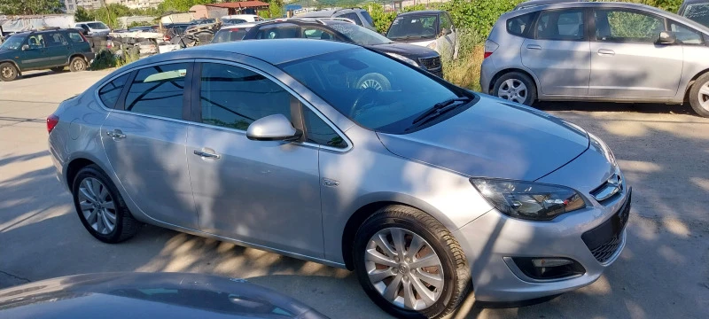 Opel Astra 1.7CDT-I 131kc.6ck.FASE, снимка 4 - Автомобили и джипове - 46771874