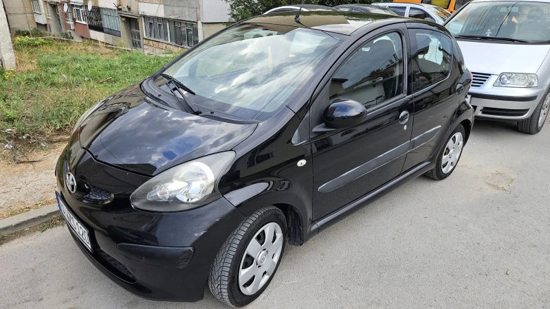 Toyota Aygo, снимка 4 - Автомобили и джипове - 47095456