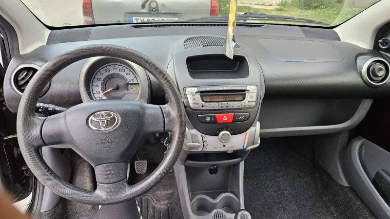 Toyota Aygo, снимка 5 - Автомобили и джипове - 47095456