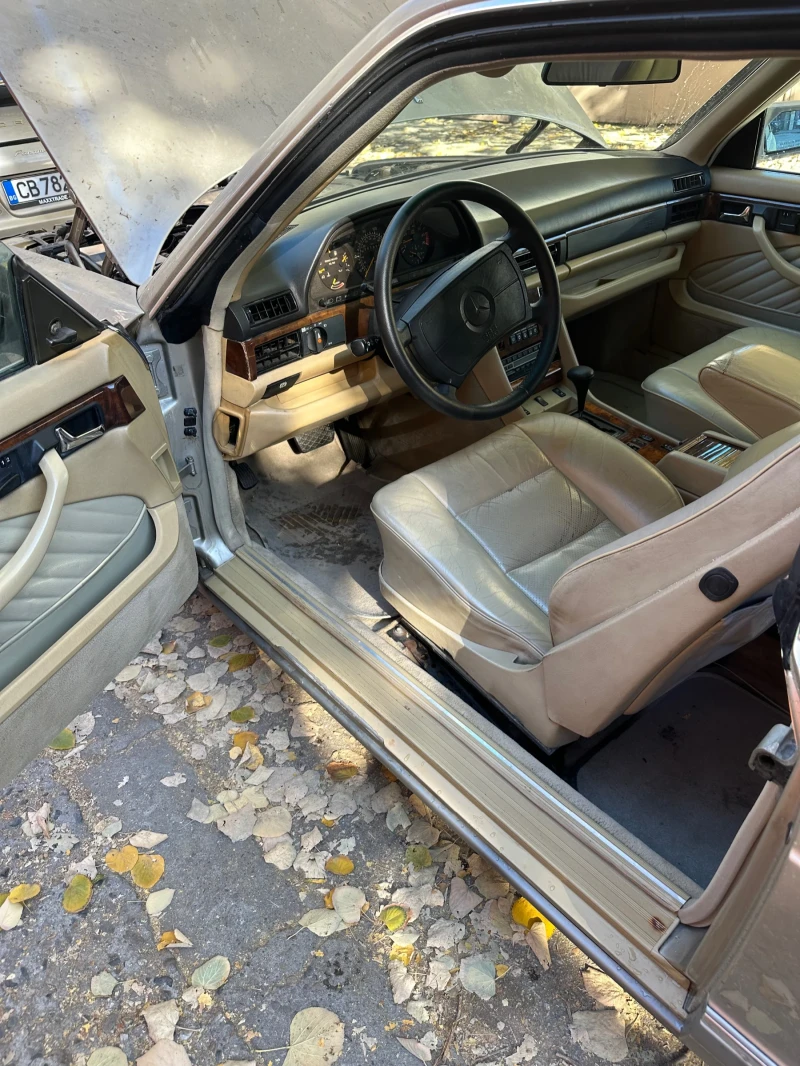 Mercedes-Benz 126 560 sec, снимка 7 - Автомобили и джипове - 47911162