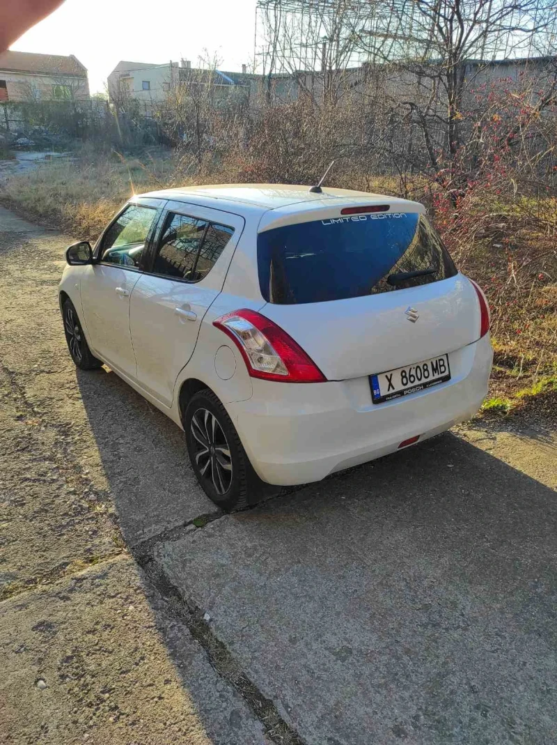 Suzuki Swift 1.3i Special Edition, снимка 5 - Автомобили и джипове - 48116184