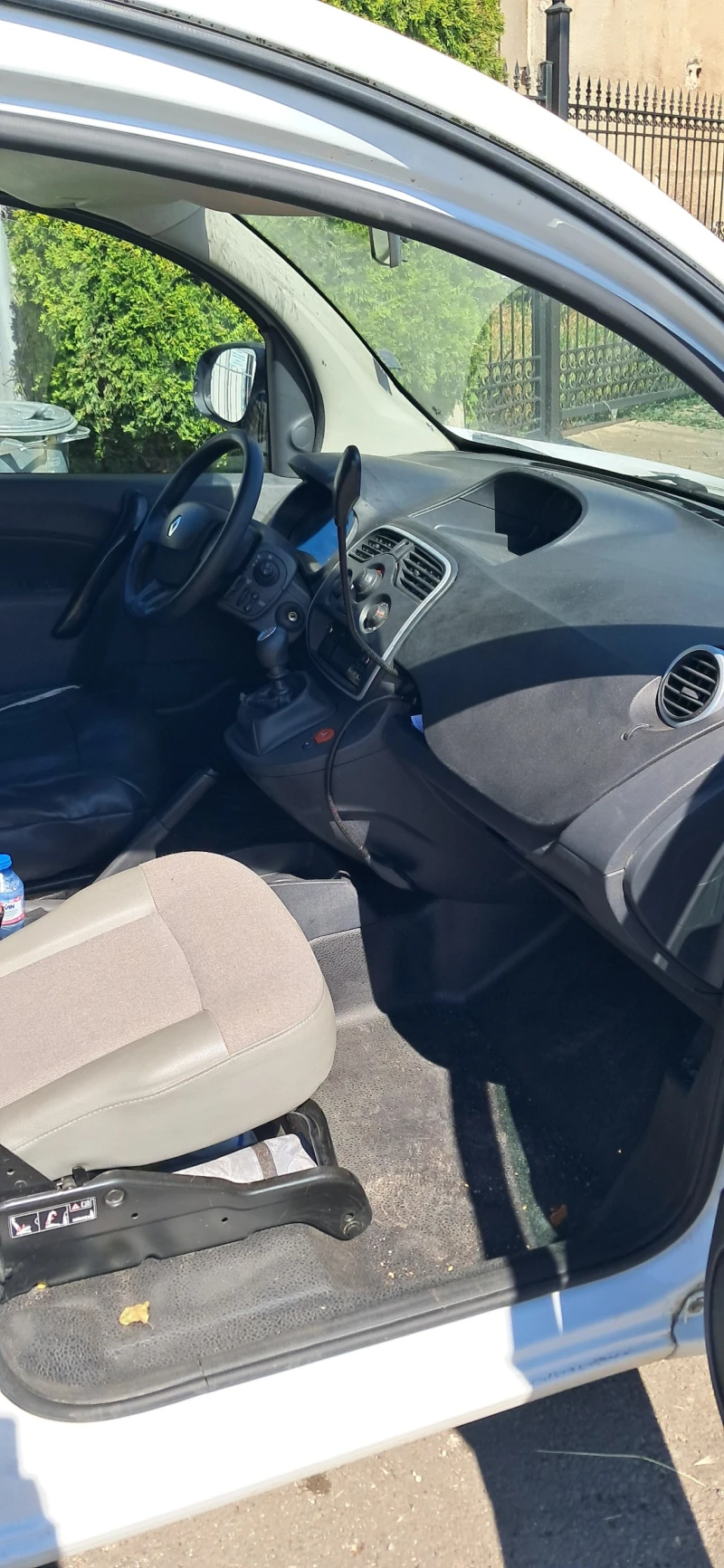 Renault Kangoo Maxi, снимка 3 - Автомобили и джипове - 51240144