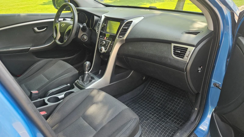 Hyundai I30 1.4crdi, снимка 8 - Автомобили и джипове - 51781835