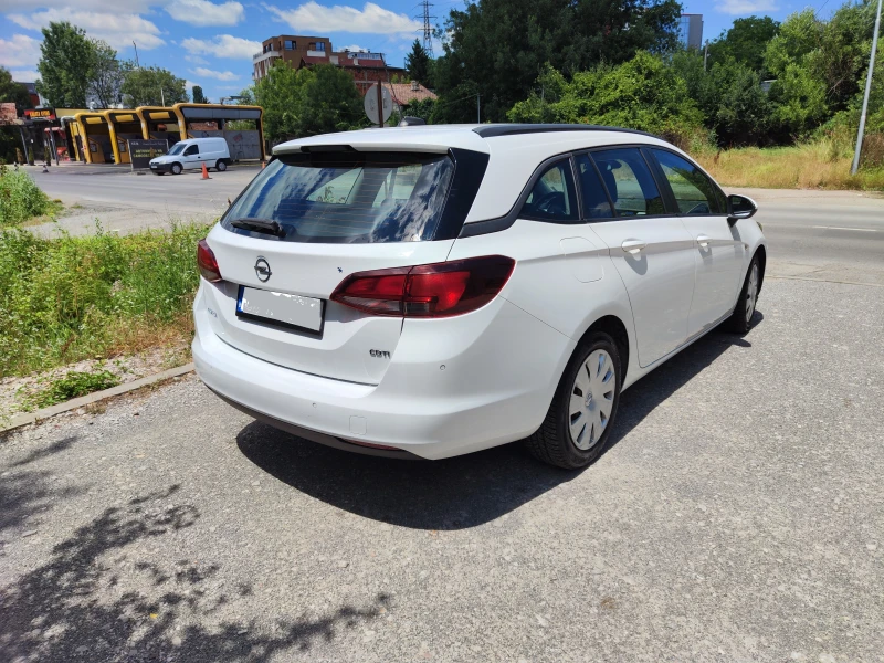 Opel Astra 1.6 CDTI   136 к.с. Отлично състояние, снимка 3 - Автомобили и джипове - 52122941