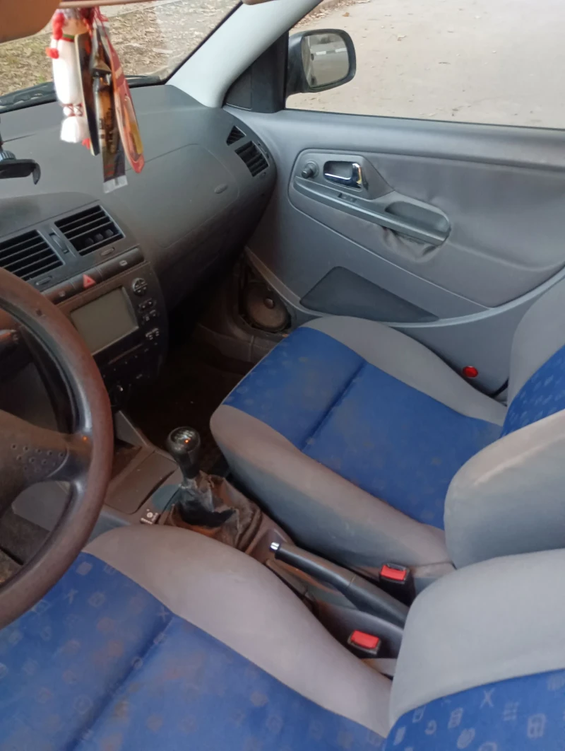 Seat Ibiza, снимка 10 - Автомобили и джипове - 52180100