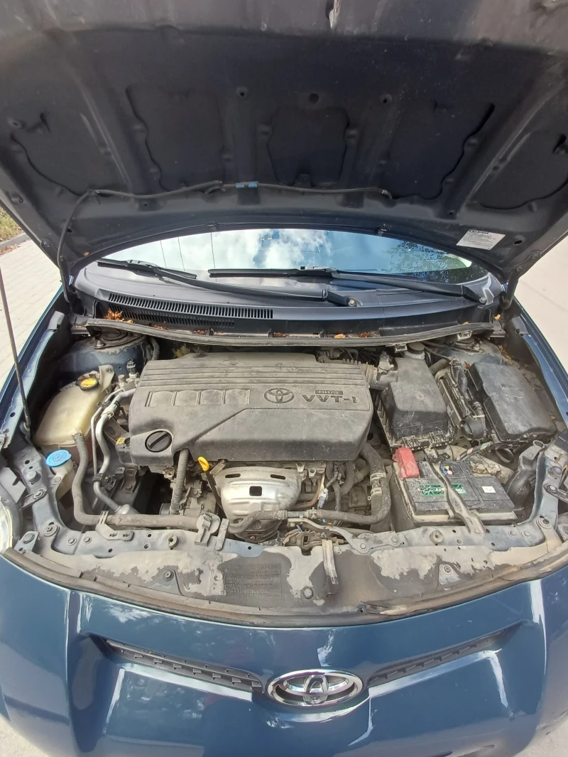 Toyota Auris 1.33, снимка 9 - Автомобили и джипове - 52405379
