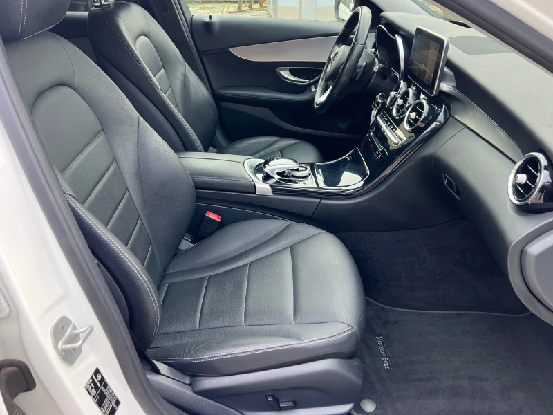 Mercedes-Benz C 220 d, 4-MATIC, AMG LINE, NIGHT PACK, FULL SERV. KATO , снимка 10 - Автомобили и джипове - 52903418