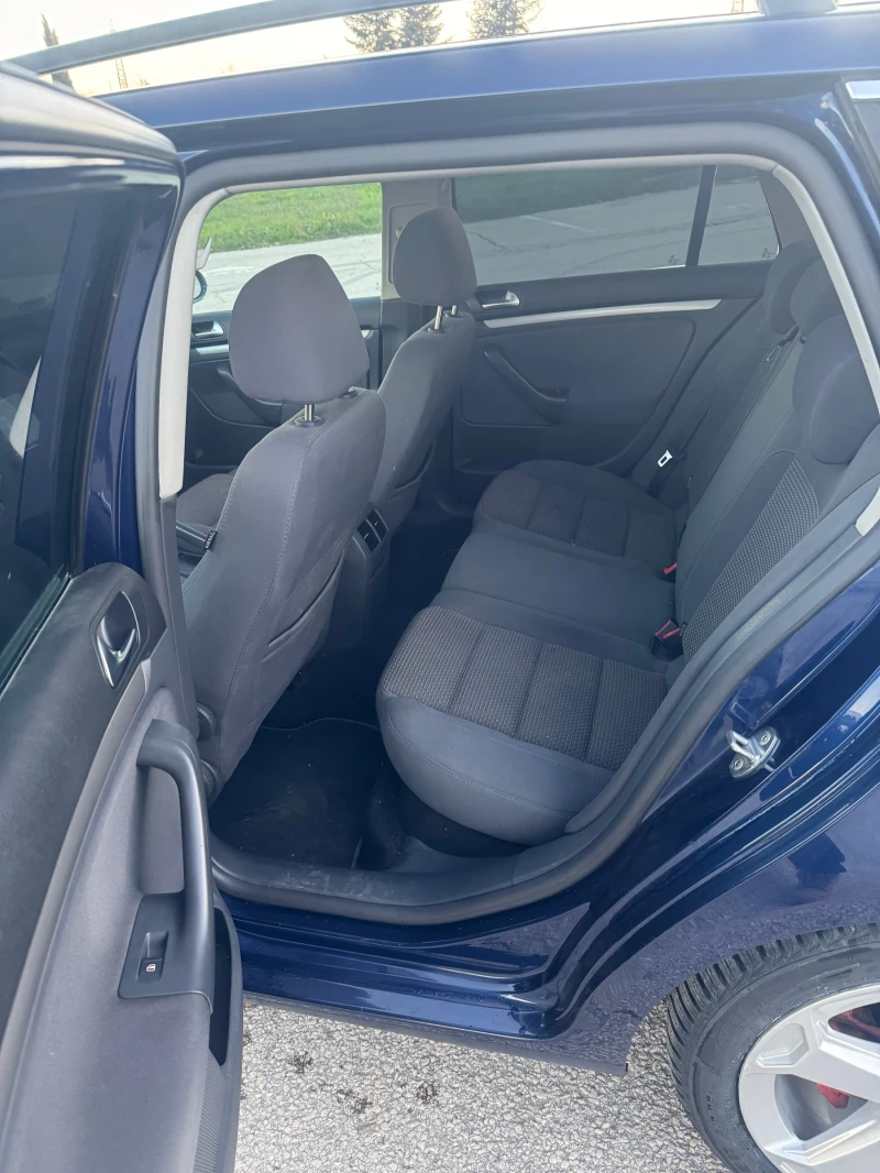 VW Golf Variant, снимка 9 - Автомобили и джипове - 52930702