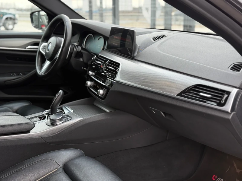 BMW 530 D* 2018г* M Pack* 4 Х 4* 170.000KM* Топ Състояние*, снимка 12 - Автомобили и джипове - 53182550