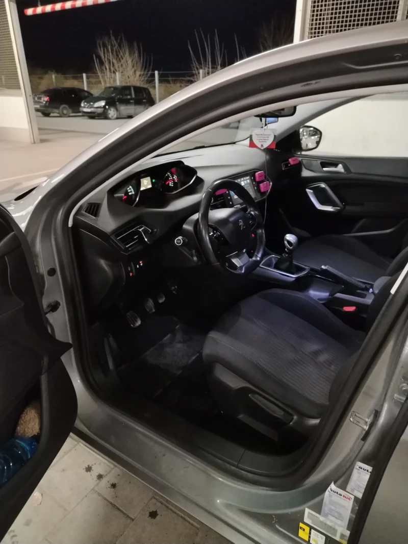 Peugeot 308 1.6 BlueHDi, снимка 7 - Автомобили и джипове - 53598291