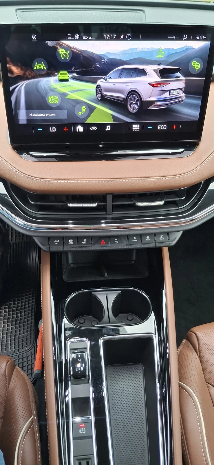Skoda Enyaq iV 60, снимка 12 - Автомобили и джипове - 55411095