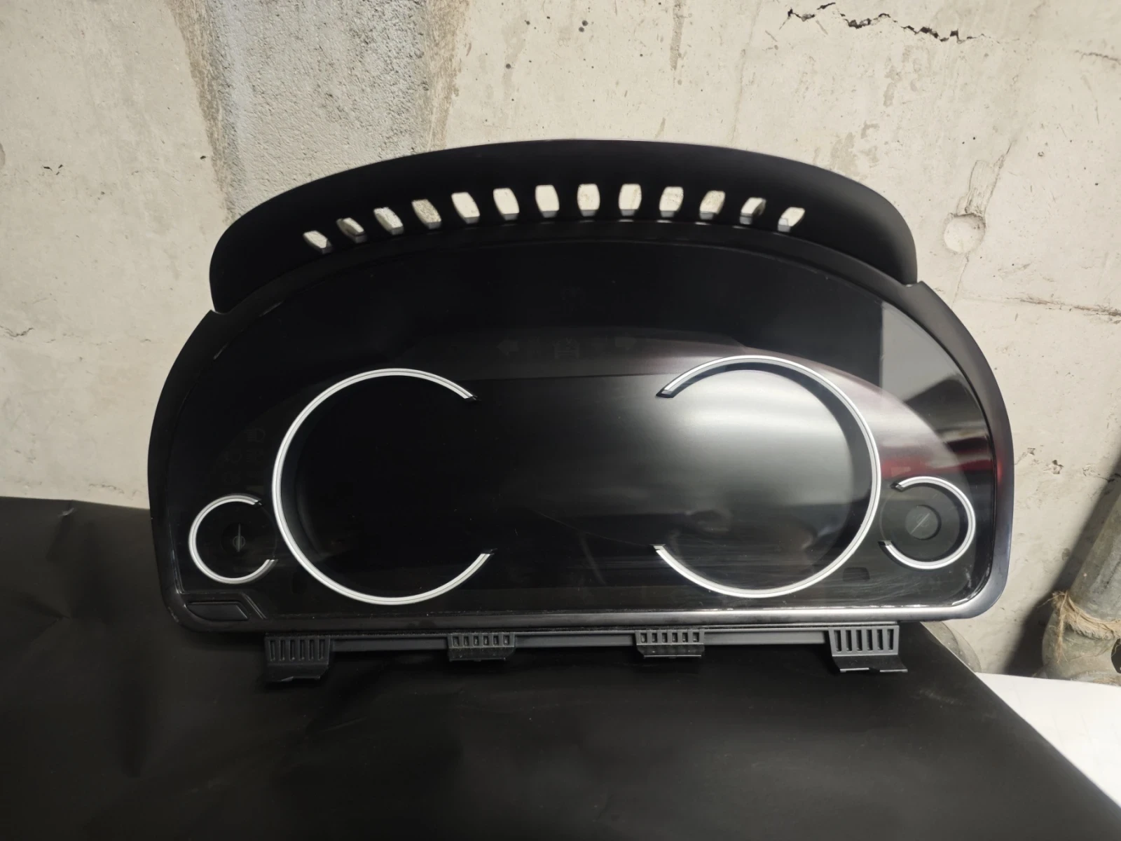 BMW 750 Дигитално Табло, снимка 1