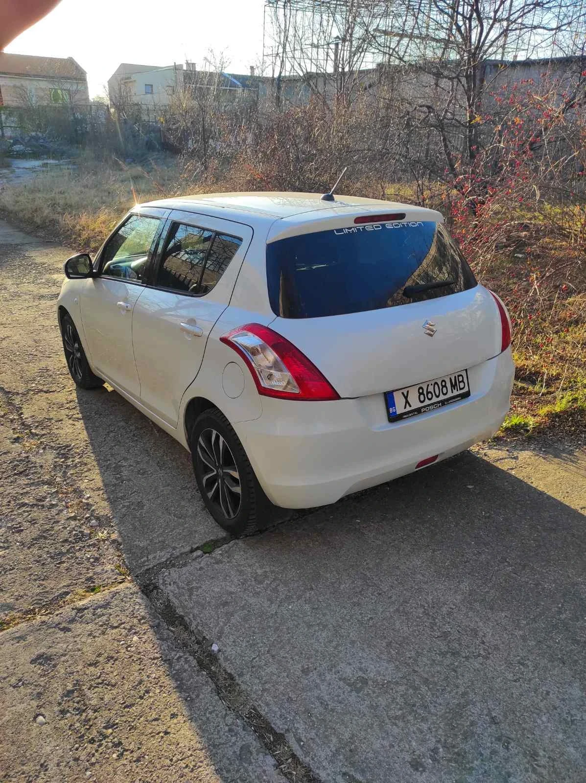 Suzuki Swift 1.3i Special Edition - изображение 6