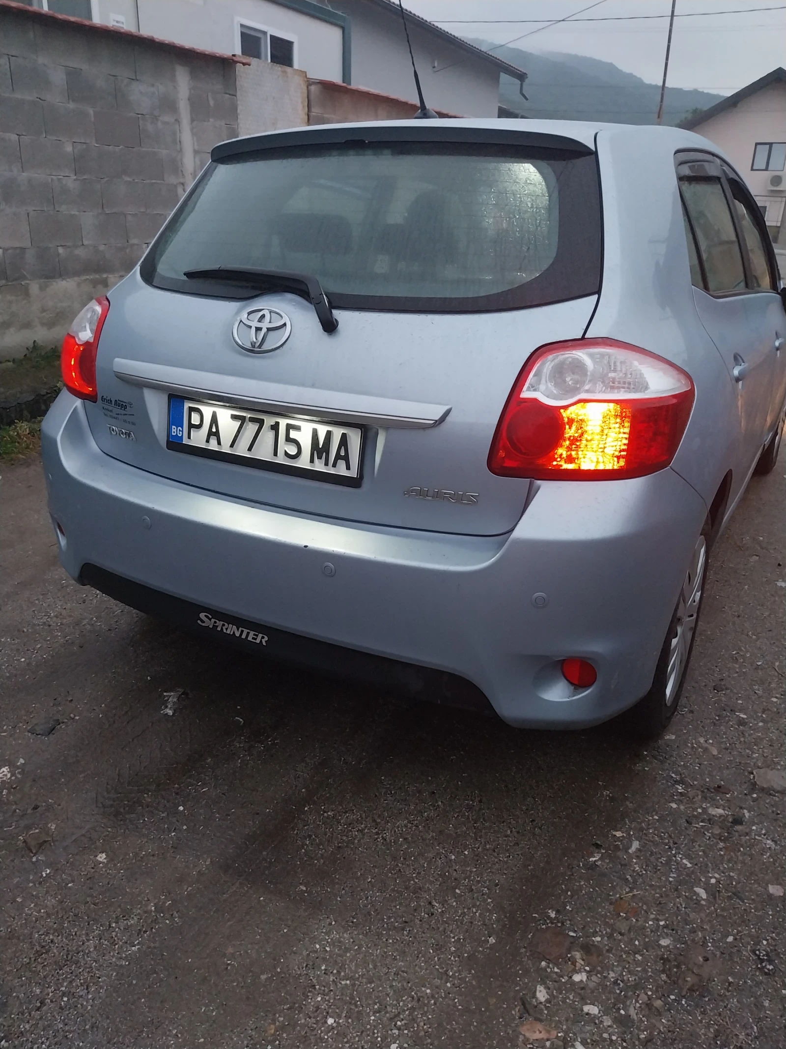 Toyota Auris 2.00 126 коня - изображение 7